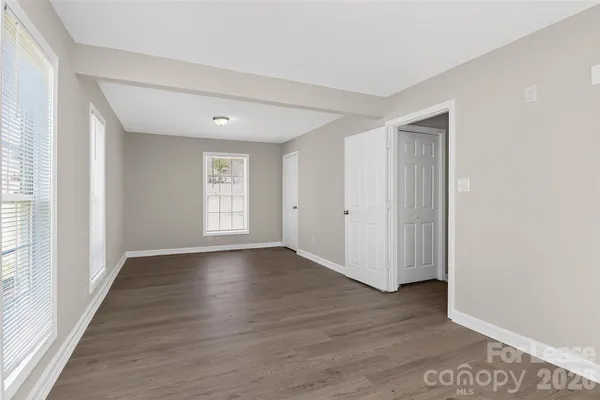 $1,725 | 308 Caroline Avenue, Lowell, NC 28098