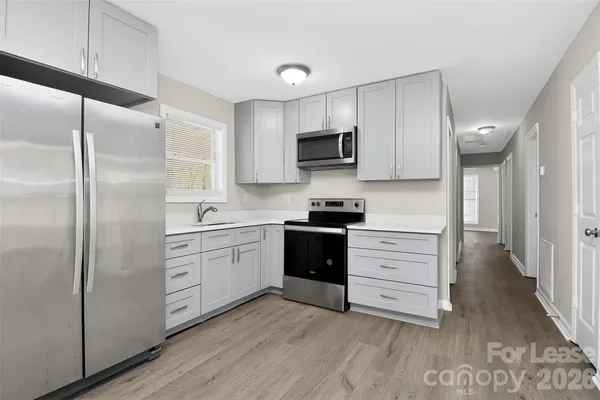 $1,725 | 308 Caroline Avenue, Lowell, NC 28098