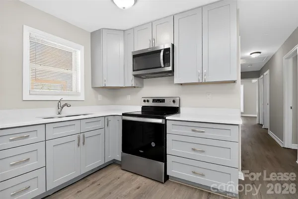 $1,725 | 308 Caroline Avenue, Lowell, NC 28098