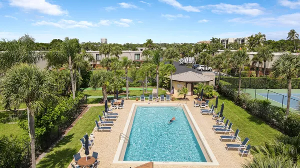 $3,000 | 1420 Ocean Way, Jupiter, FL 33477