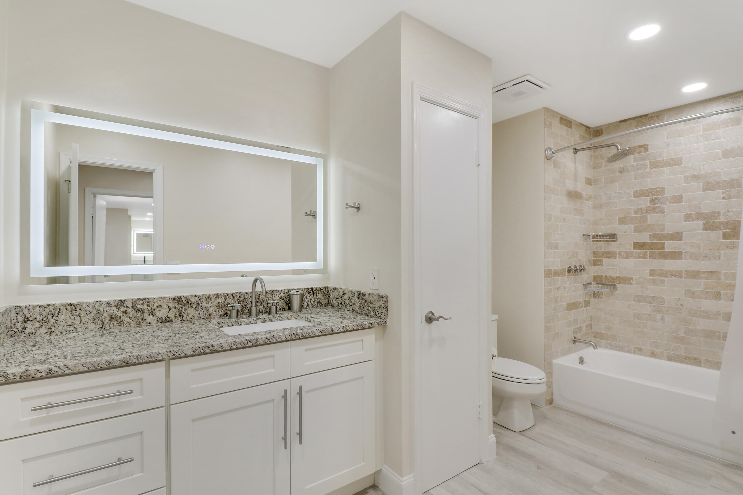 1420 Ocean Way Jupiter, FL 33477 - Photo 9 of 27 House6-19