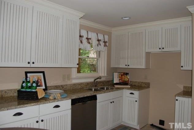 2614 Cartier Drive Raleigh, NC 27608 - Photo 4 of 12