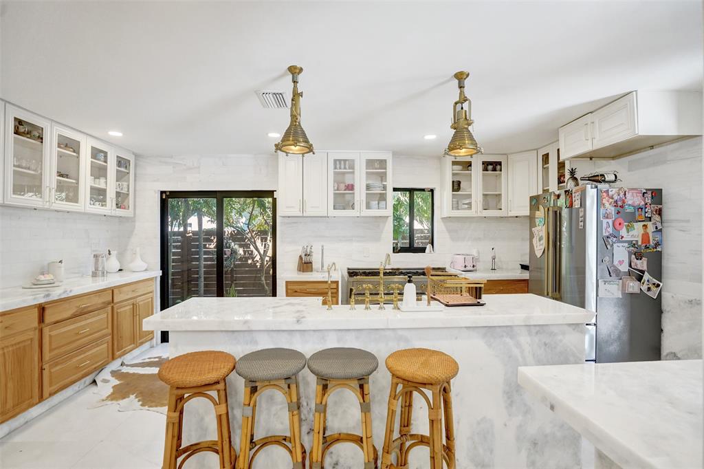 313 Layne Boulevard Hallandale Beach, FL 33009 - Photo 10 of 48