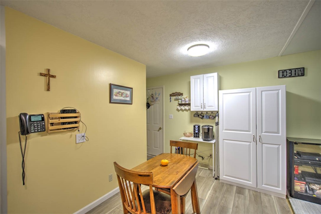 14 Colorado Drive Decatur, IL 62526 - Photo 9 of 21