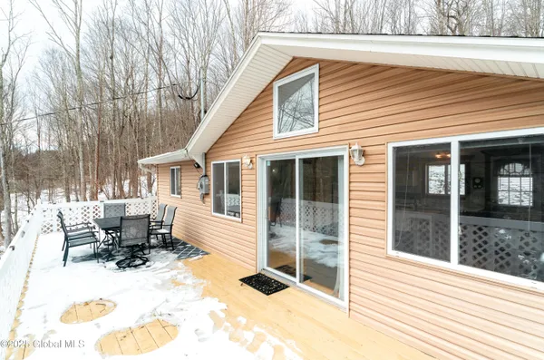 $299,999 | 117 Kleis Road, Fleischmanns, NY 12430