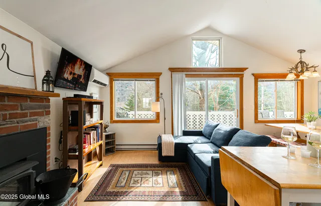 $299,999 | 117 Kleis Road, Fleischmanns, NY 12430