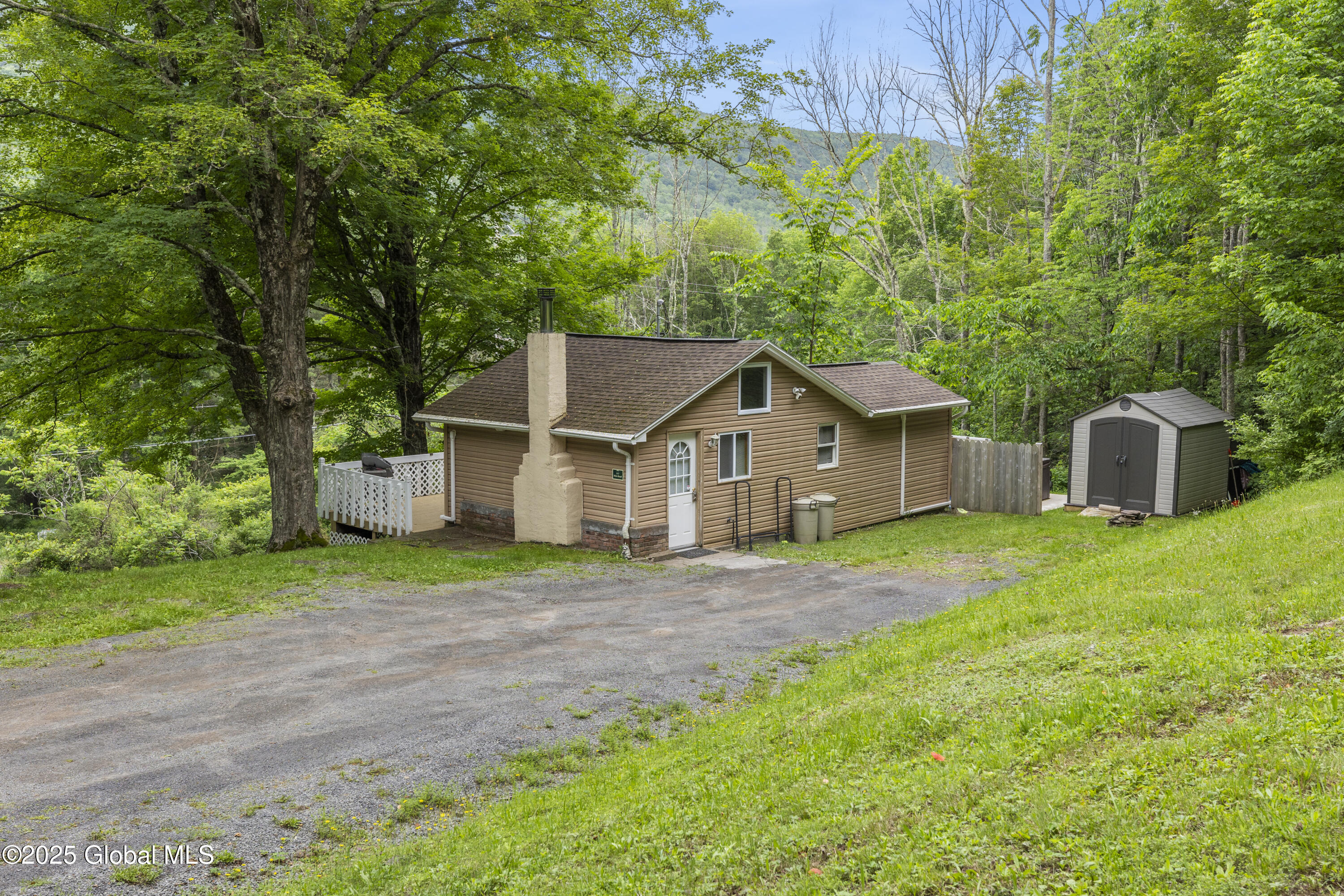 117 Kleis Road Fleischmanns, NY 12430 - Photo 3 of 34 117Kleis(5)