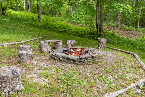 $299,999 | 117 Kleis Road, Fleischmanns, NY 12430