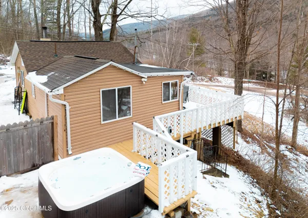$299,999 | 117 Kleis Road, Fleischmanns, NY 12430