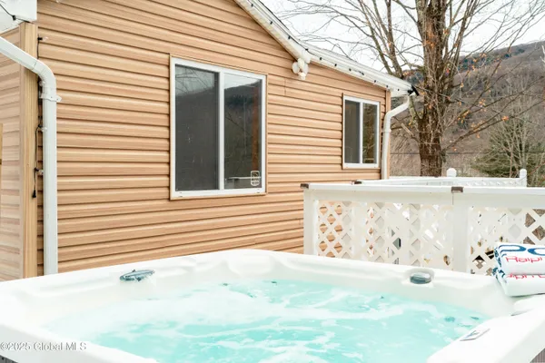 $299,999 | 117 Kleis Road, Fleischmanns, NY 12430