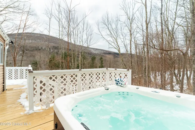 $299,999 | 117 Kleis Road, Fleischmanns, NY 12430