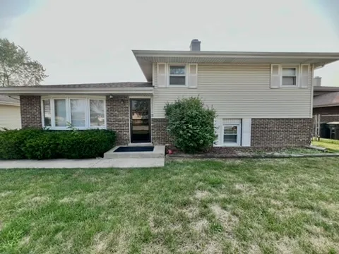 $199,000 | 19202 Sherman Street, Lansing, IL 60438