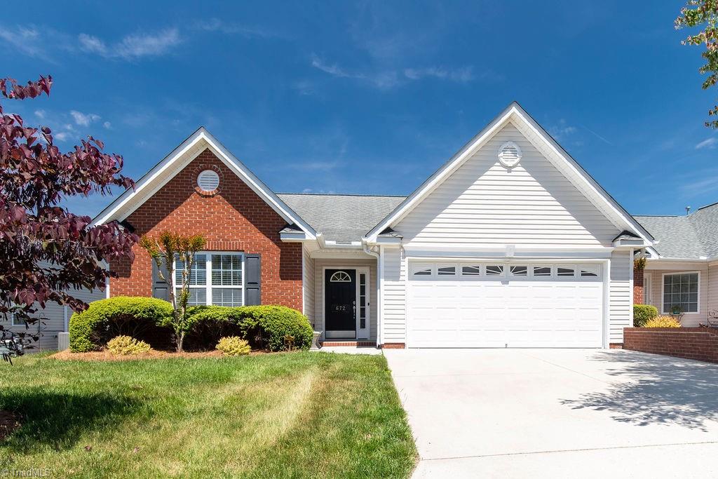 672 Chas Court High Point, NC 27265 - Photo 1 of 14