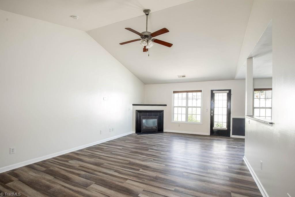 672 Chas Court High Point, NC 27265 - Photo 3 of 14