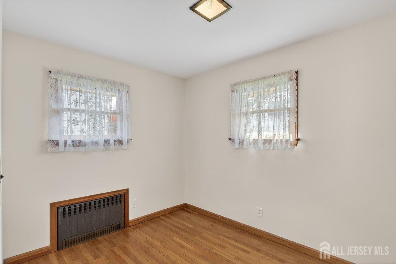 595 Jacques Street Perth Amboy, NJ 08861 - Photo 19 of 29