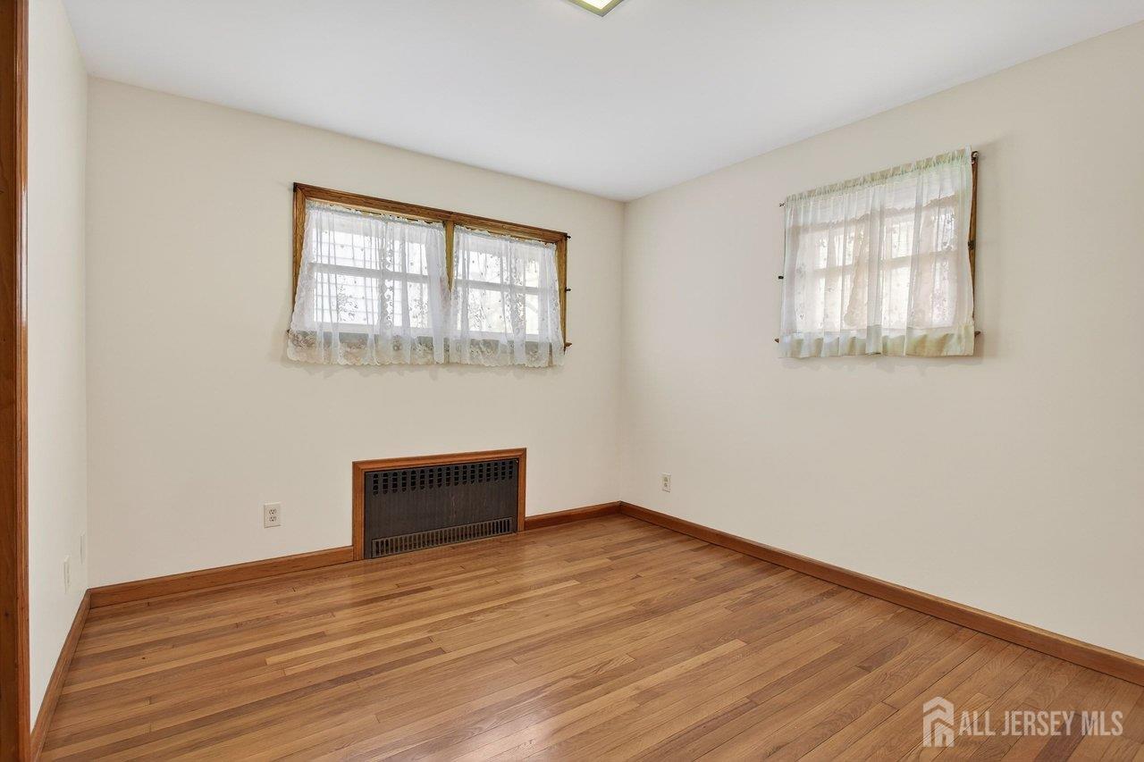 595 Jacques Street Perth Amboy, NJ 08861 - Photo 25 of 29