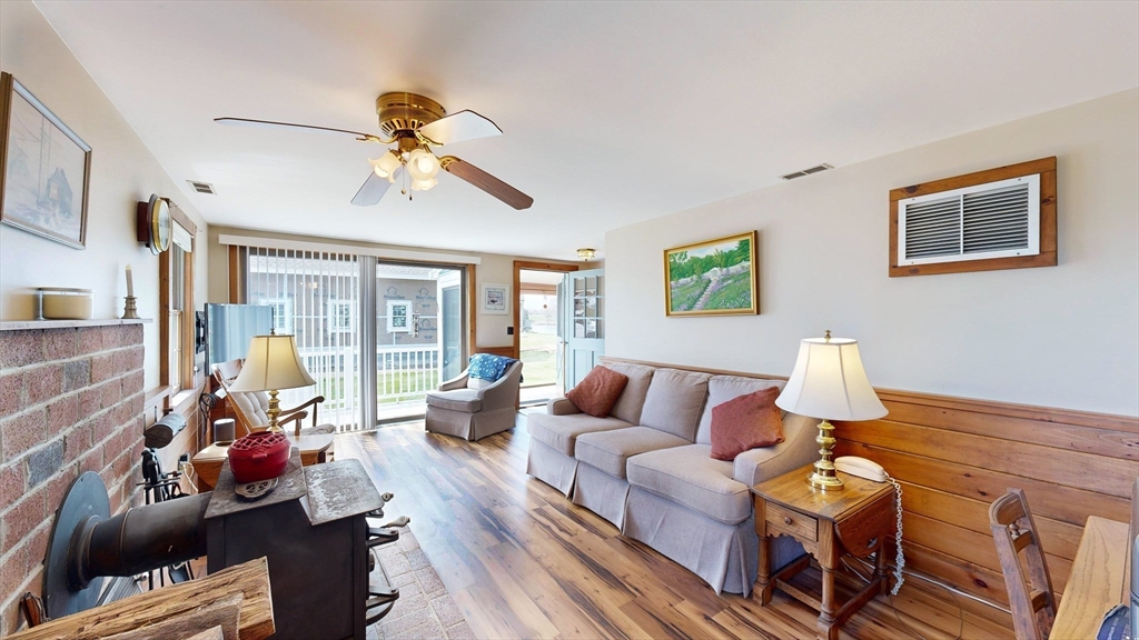 76 Cottage Road Newbury, MA 01951 - Photo 16 of 39 Gallery Image 16