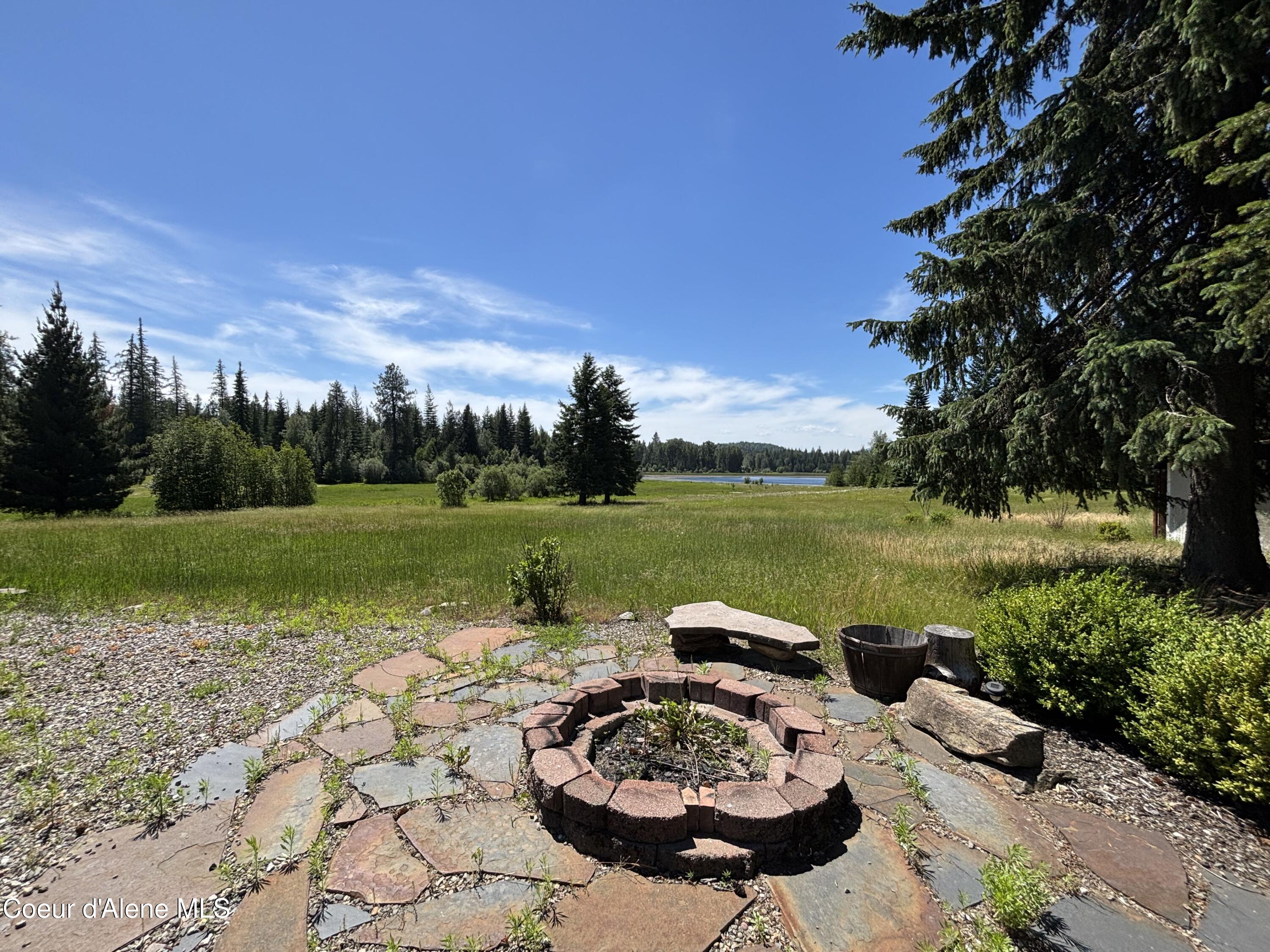 118 Walsh Way Sandpoint, ID 83864 - Photo 29 of 46 Firepit