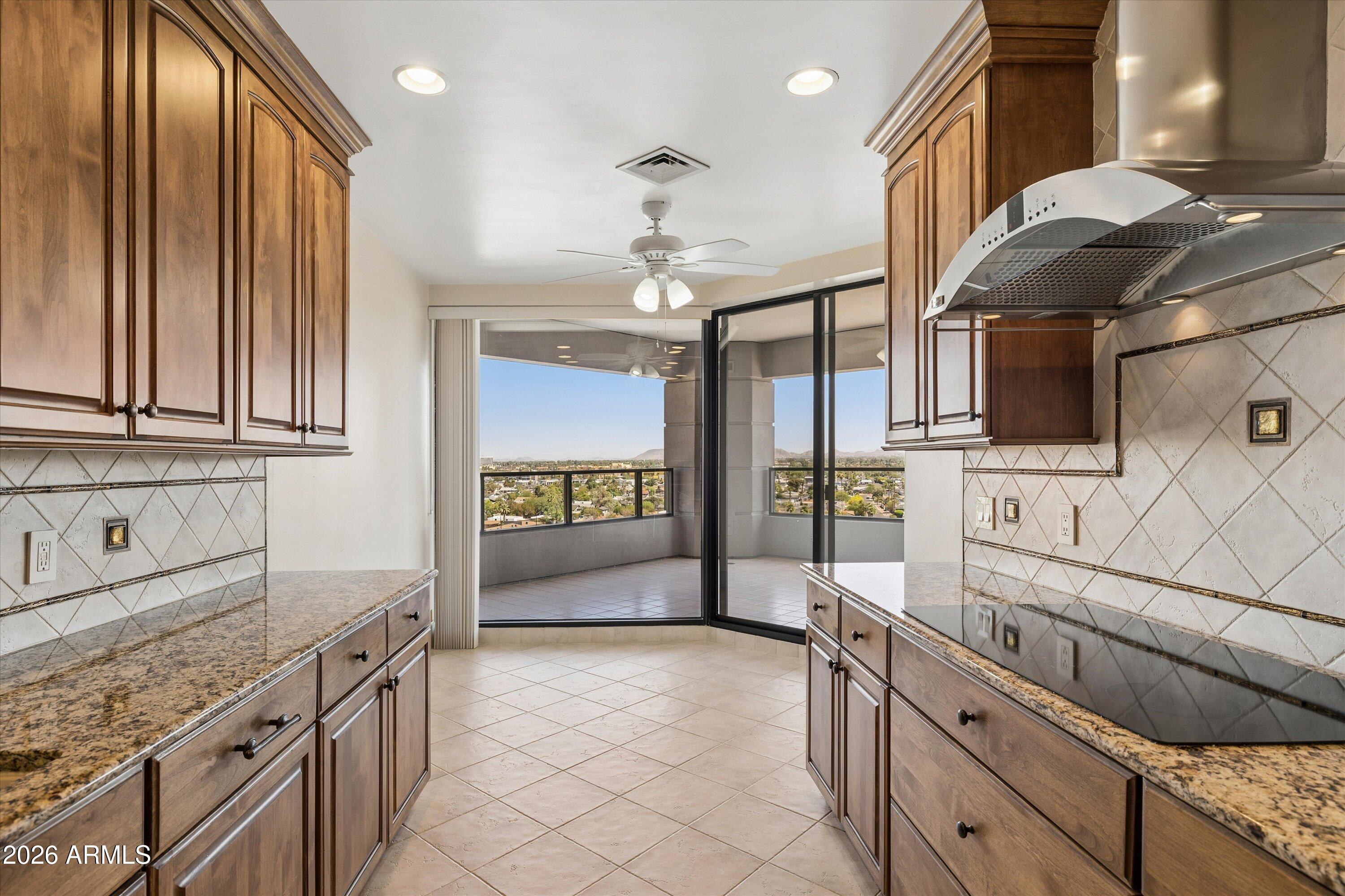 1040 East Osborn Road, Unit 803 Phoenix, AZ 85014 - Photo 11 of 52