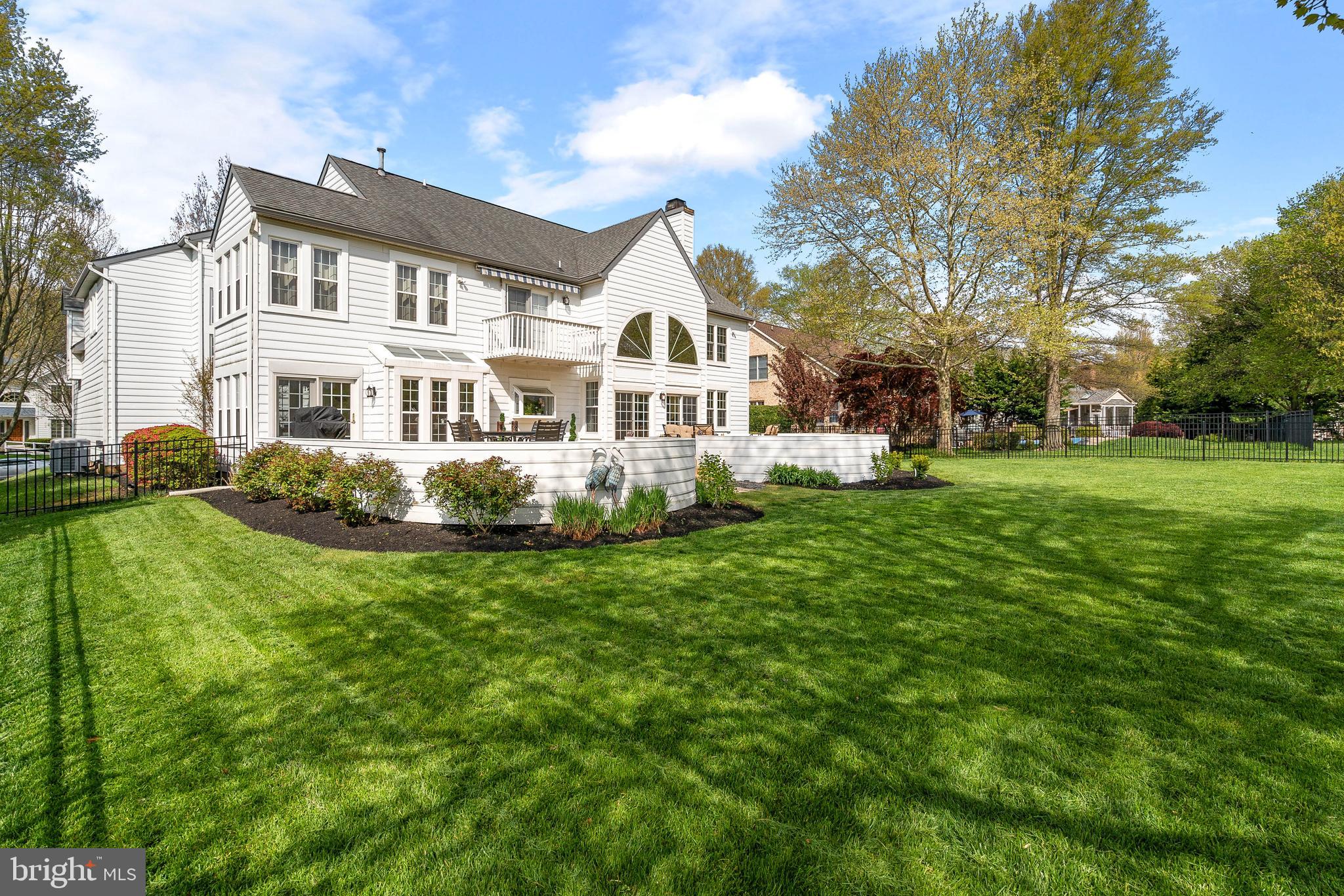 11284 Ridermark Row Columbia, MD 21044 - Photo 69 of 71 Rear