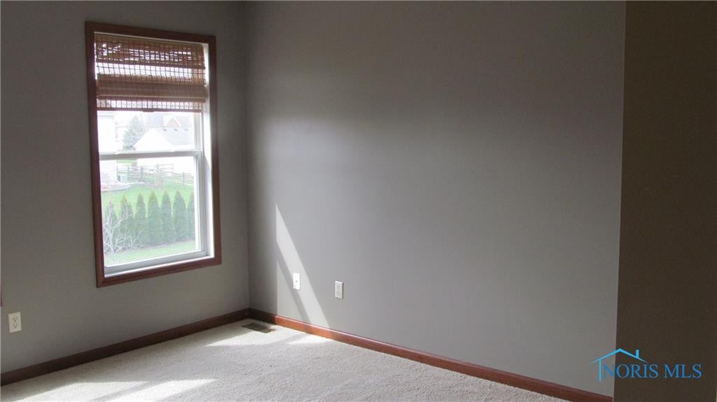 7031 Saddleback Road Maumee, OH 43537 - Photo 16 of 25 Gallery Image 16