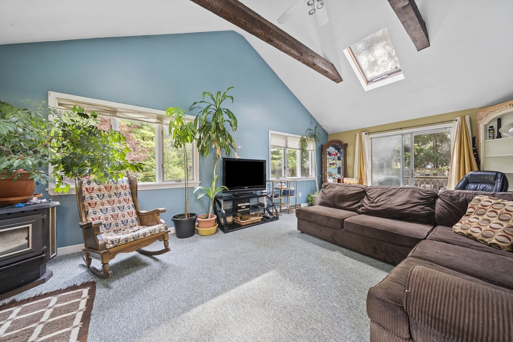 709 County Road Bourne, MA 02559 - Photo 13 of 37