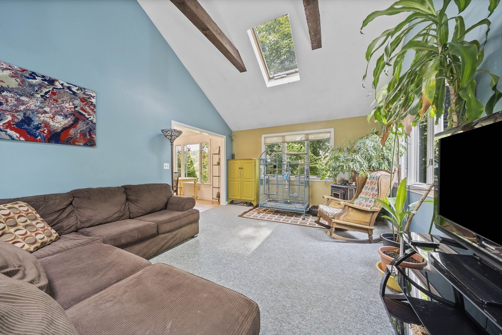 709 County Road Bourne, MA 02559 - Photo 14 of 37