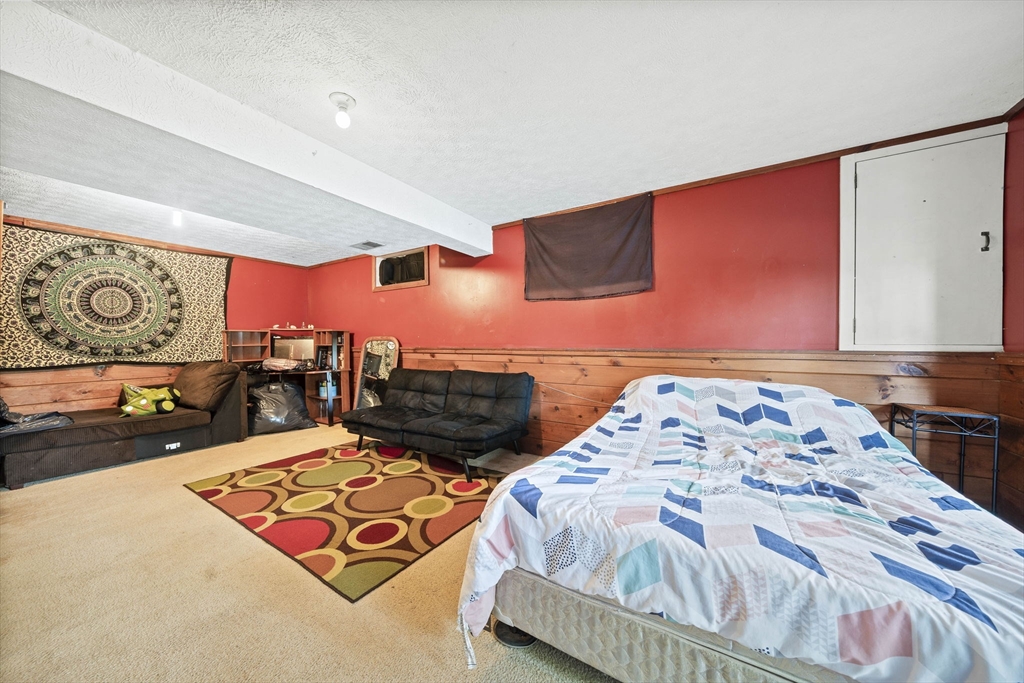 709 County Road Bourne, MA 02559 - Photo 17 of 37