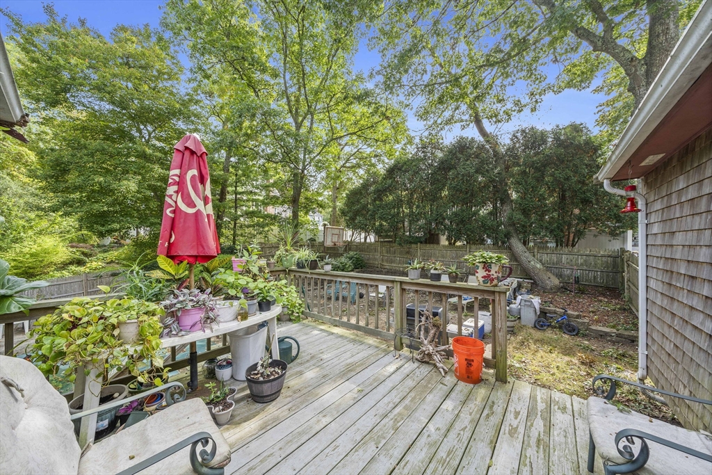 709 County Road Bourne, MA 02559 - Photo 27 of 37