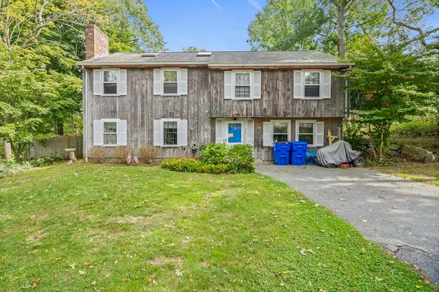 $499,900 | 709 County Road, Bourne, MA 02559