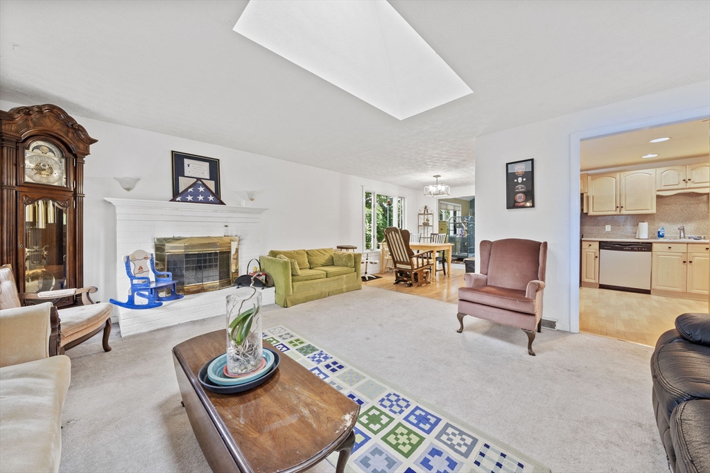 709 County Road Bourne, MA 02559 - Photo 8 of 37