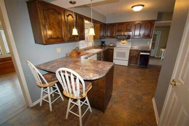 3030 Quail Ridge Road Bettendorf, IA 52722 - Photo 3 of 24 Gallery Image 3