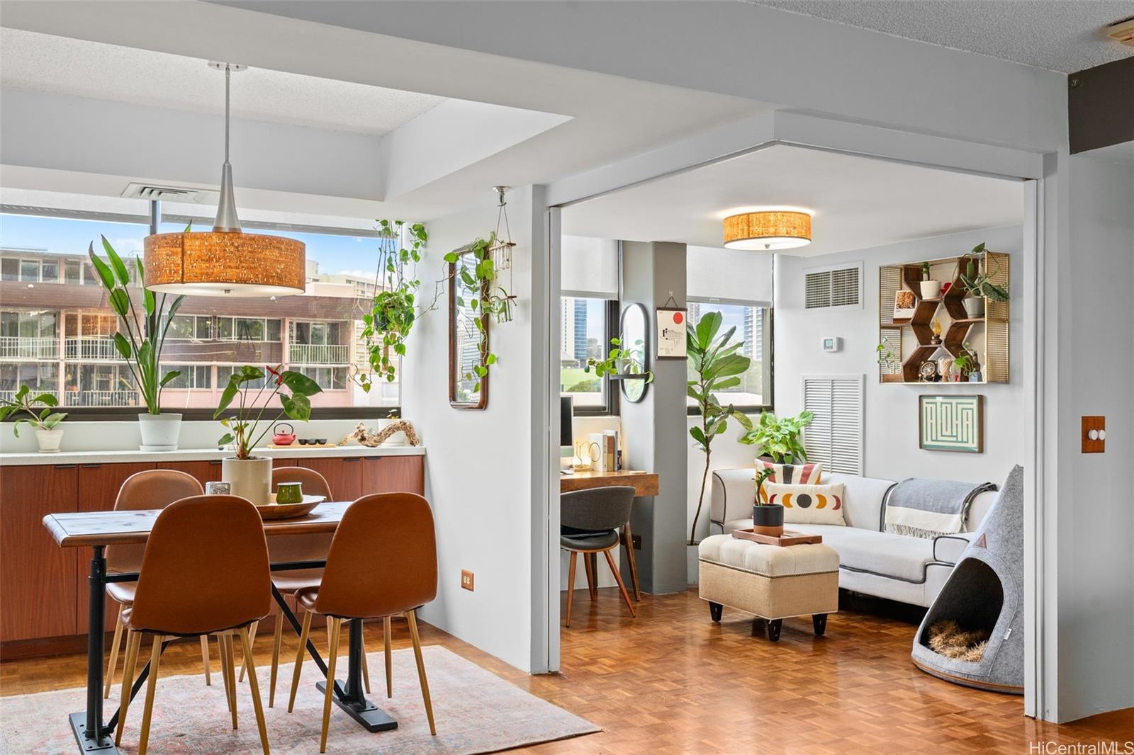 1114 Punahou Street, Unit 4B Honolulu, HI 96826 - Photo 4 of 20