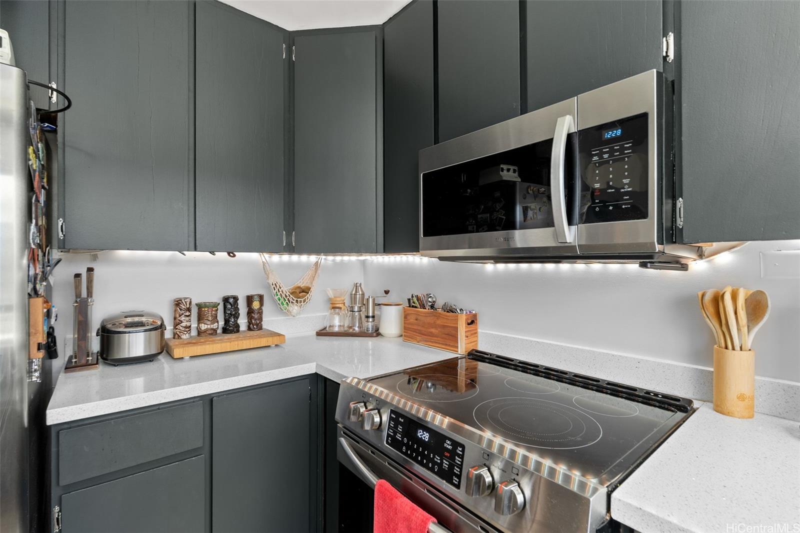 1114 Punahou Street, Unit 4B Honolulu, HI 96826 - Photo 8 of 20