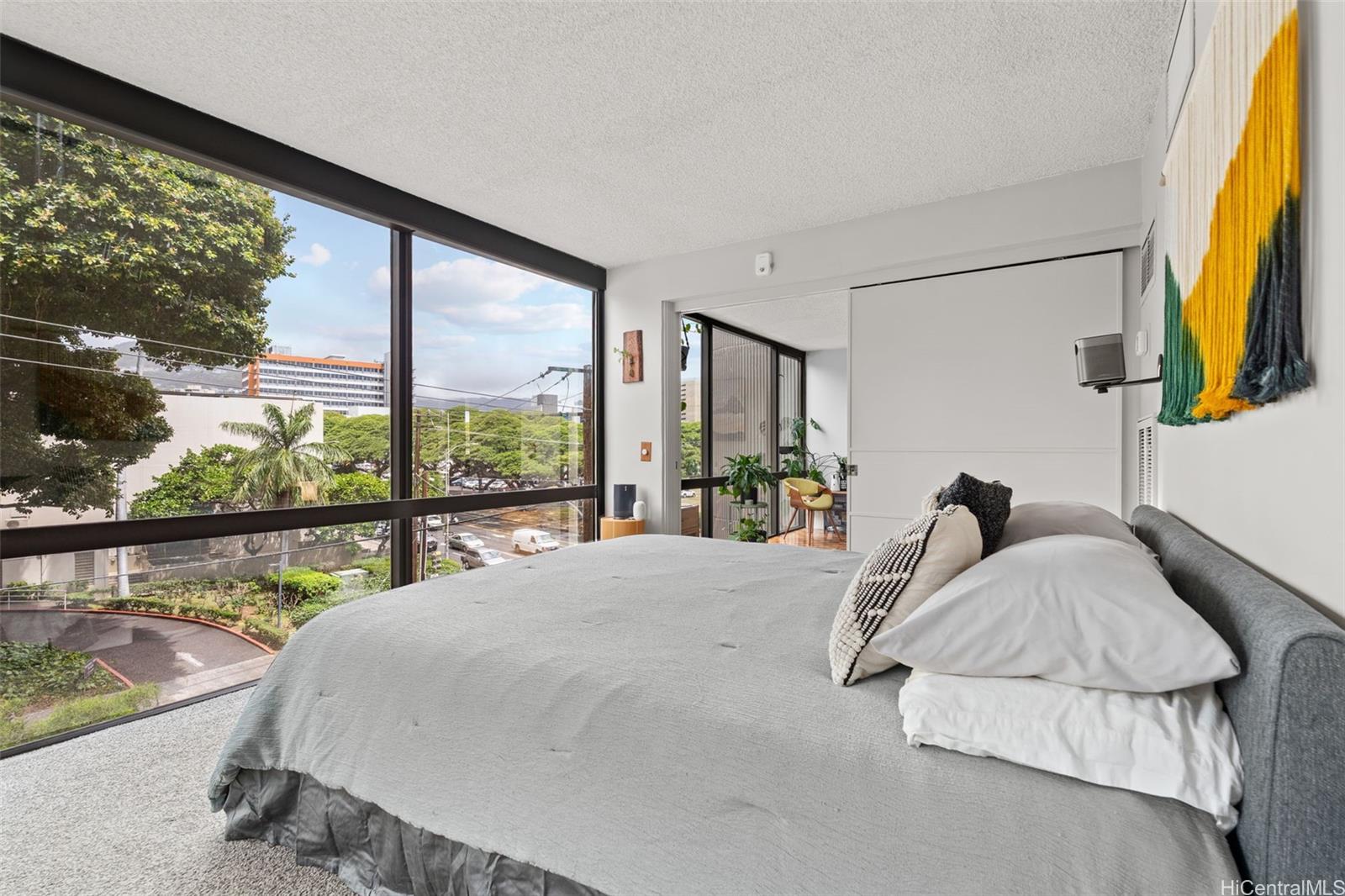 1114 Punahou Street, Unit 4B Honolulu, HI 96826 - Photo 10 of 20