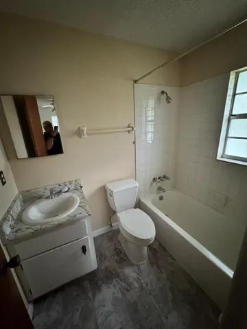 $1,700 | 4460 Northeast 25th Avenue, Ocala, FL 34479