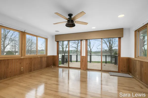 $924,900 | 15710 Rich Lane, Hickory Corners, MI 49060