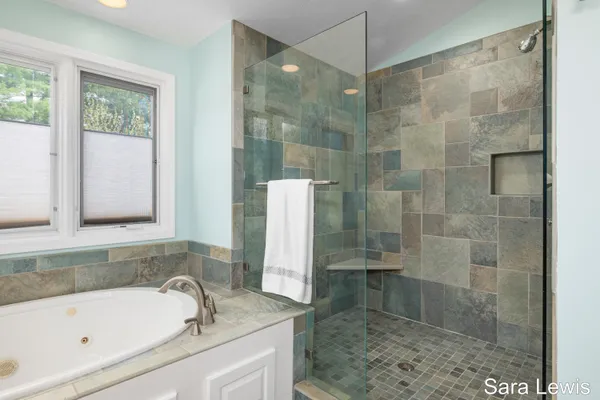 $924,900 | 15710 Rich Lane, Hickory Corners, MI 49060