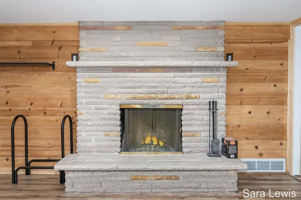 $924,900 | 15710 Rich Lane, Hickory Corners, MI 49060