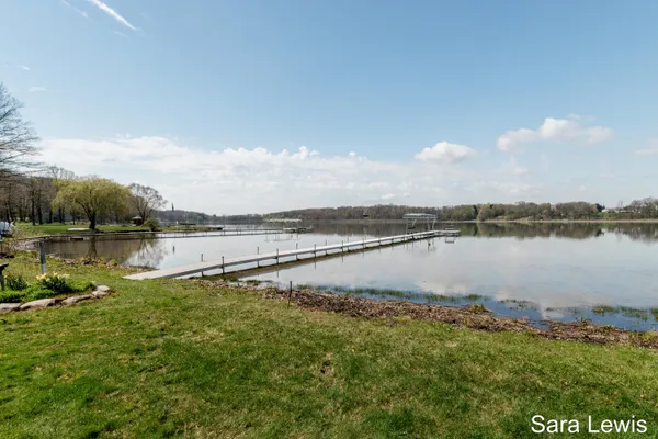 $924,900 | 15710 Rich Lane, Hickory Corners, MI 49060