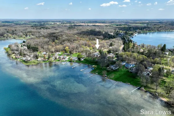 $924,900 | 15710 Rich Lane, Hickory Corners, MI 49060