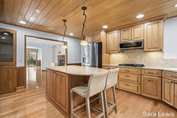 $924,900 | 15710 Rich Lane, Hickory Corners, MI 49060