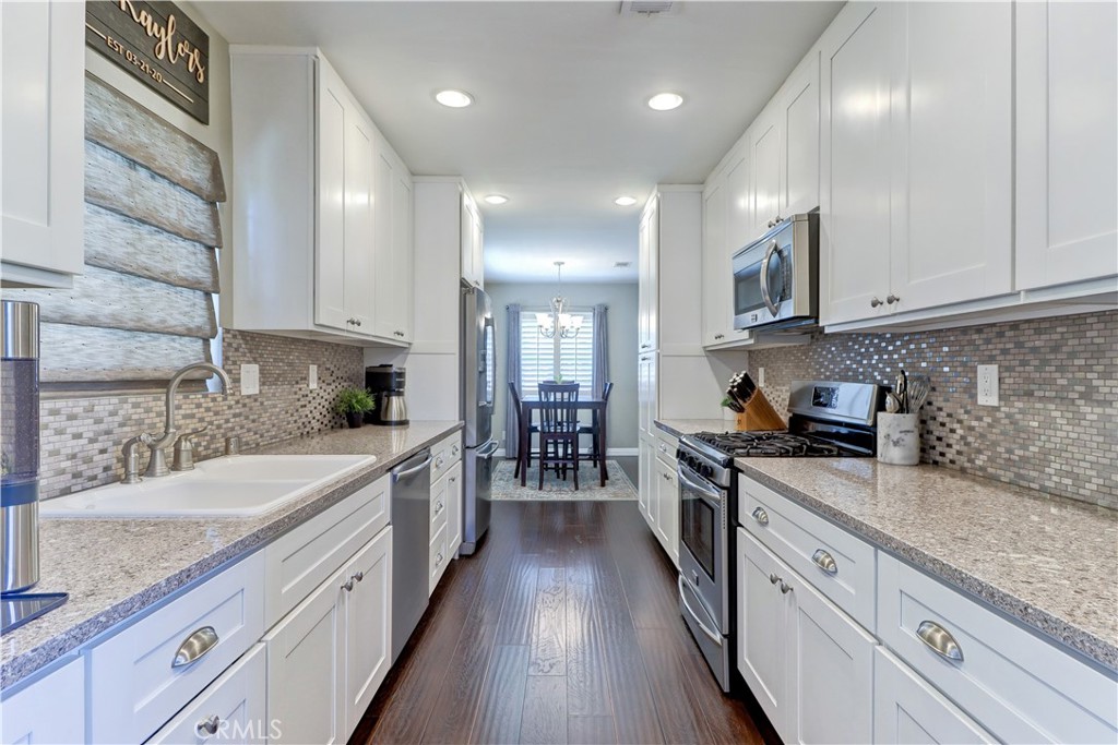 6032 Freckles Road Lakewood, CA 90713 - Photo 3 of 34 Gallery Image 3