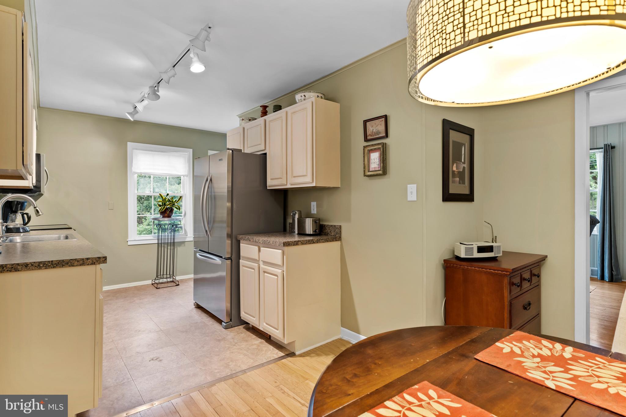316 Old Fort Road Lemoyne, PA 17043 - Photo 12 of 27 Gallery Image 12