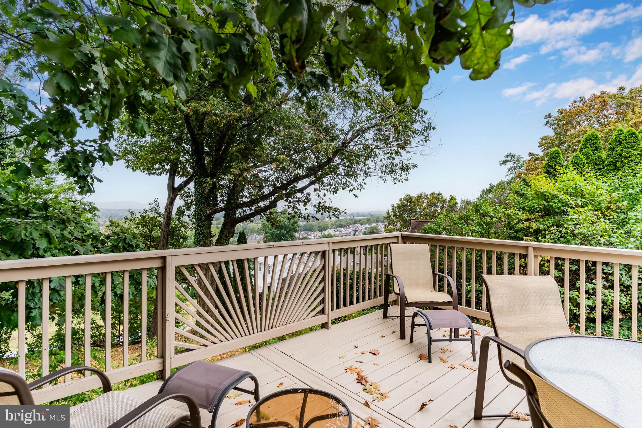 316 Old Fort Road Lemoyne, PA 17043 - Photo 4 of 27 Gallery Image 4