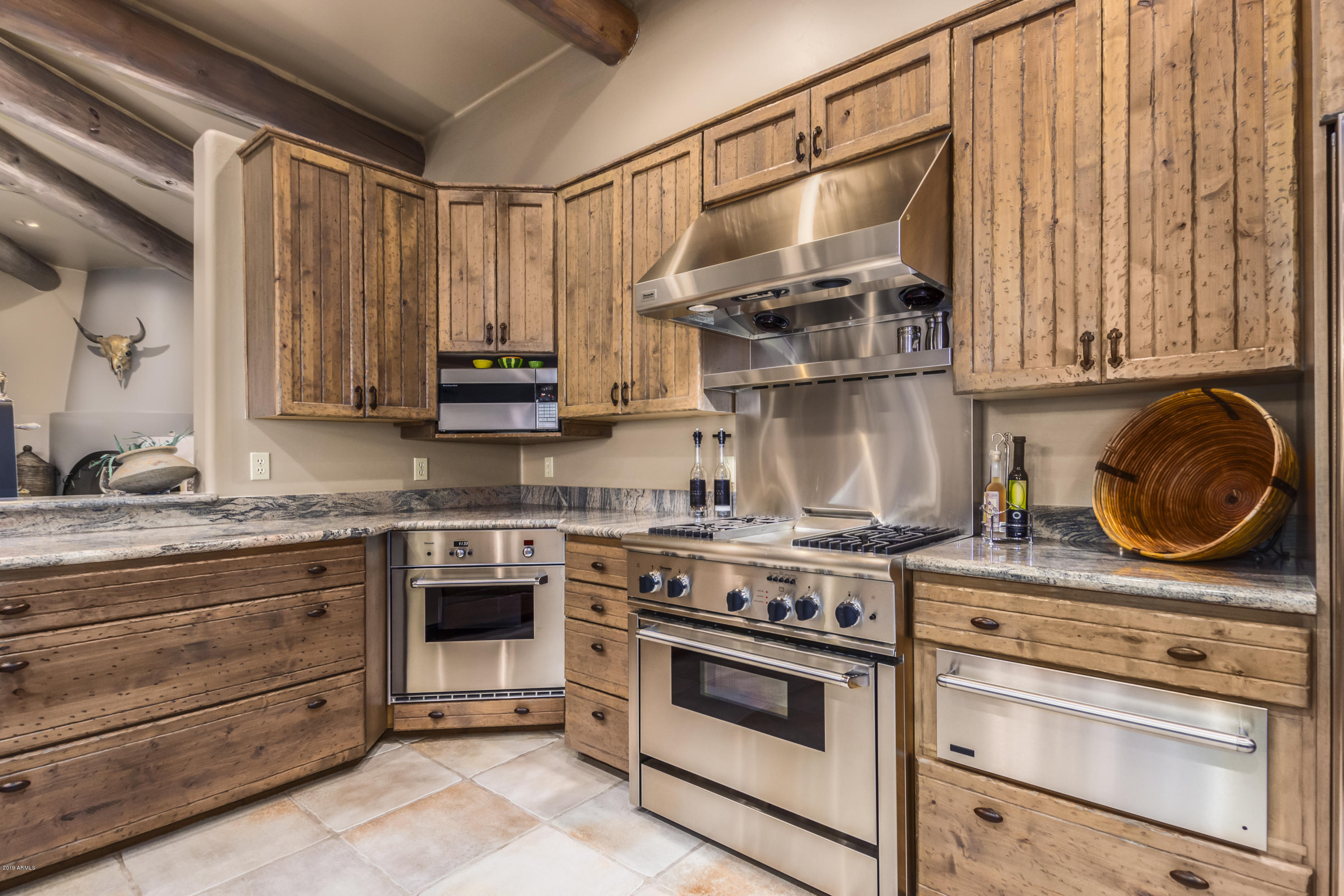 18415 East Flicker Drive Rio Verde, AZ 85263 - Photo 19 of 73 CHIEF KITCHEN