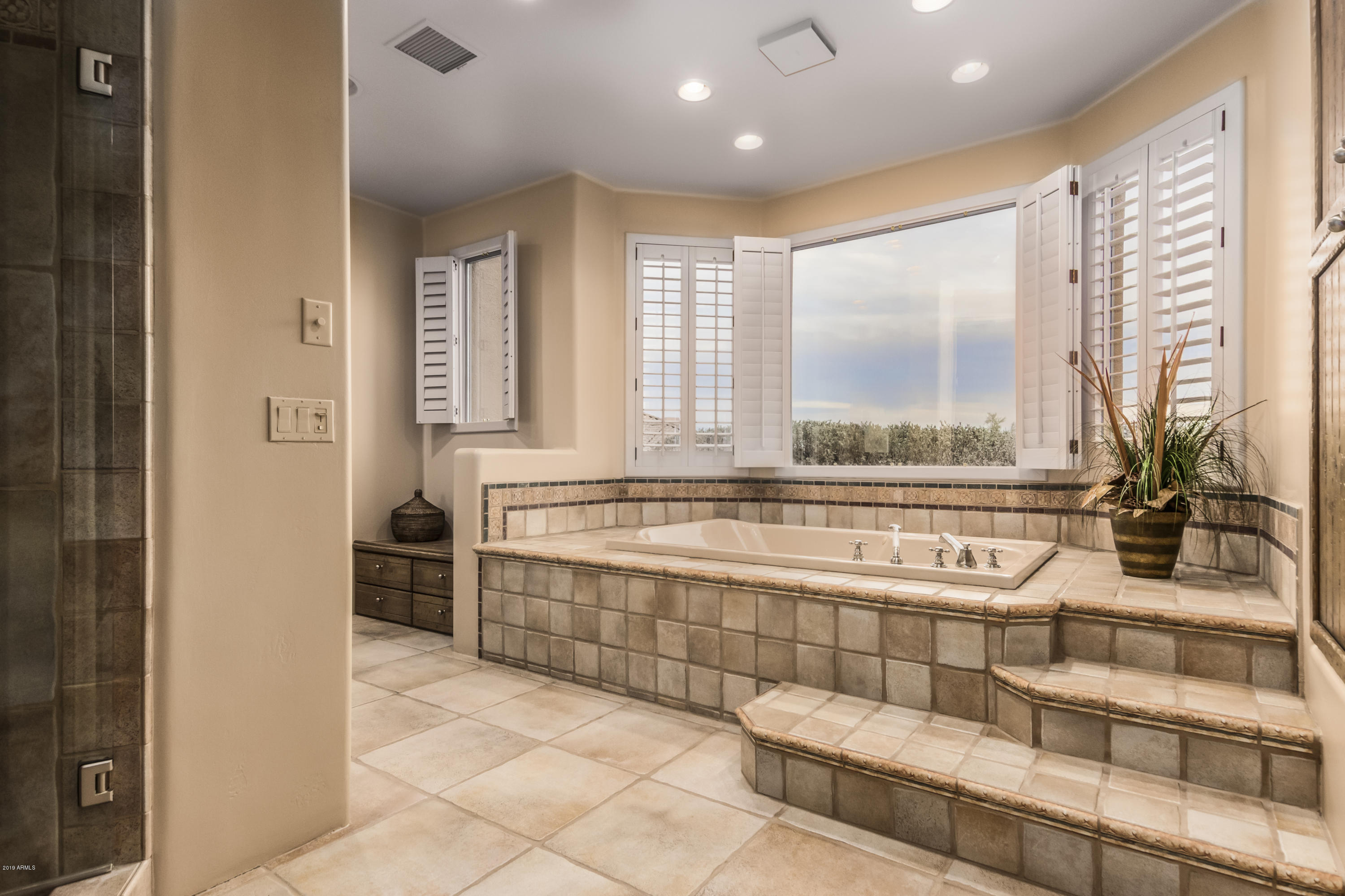 18415 East Flicker Drive Rio Verde, AZ 85263 - Photo 28 of 73 TILE SURROUND