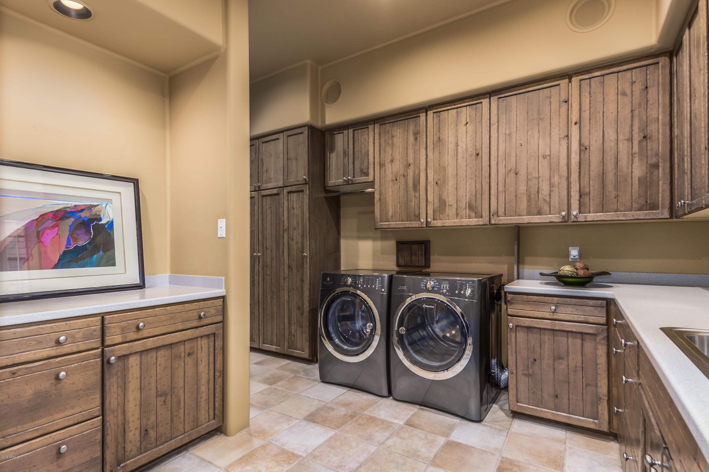 18415 East Flicker Drive Rio Verde, AZ 85263 - Photo 33 of 73 HUGE LAUNDRY RM