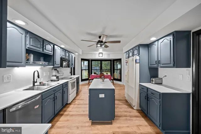 $449,000 | 1958 High Street, York, PA 17408