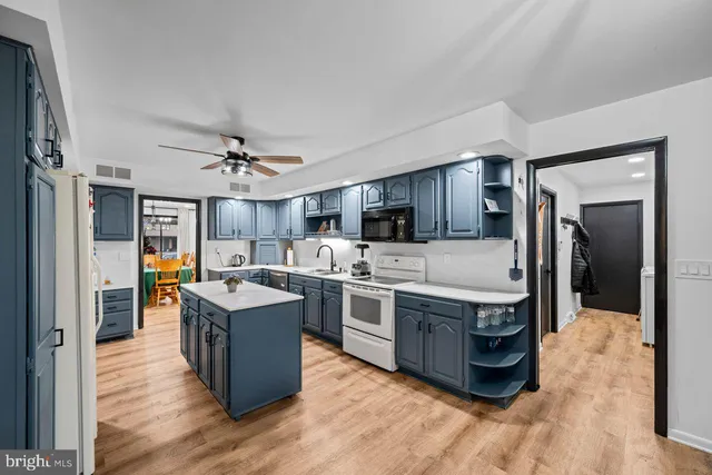 $449,000 | 1958 High Street, York, PA 17408